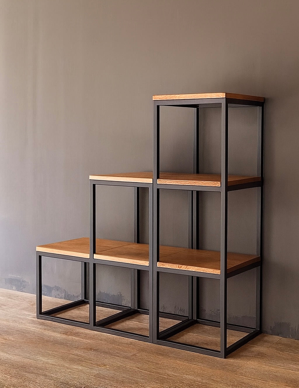 Estantería estilo industrial